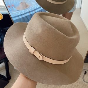 H&M felt hat